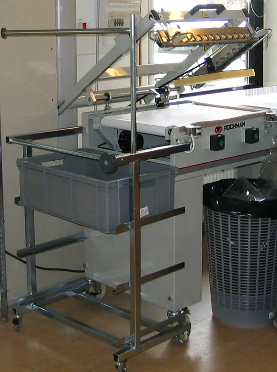 Transportvogn i galvaniseret stål til produktion og montage